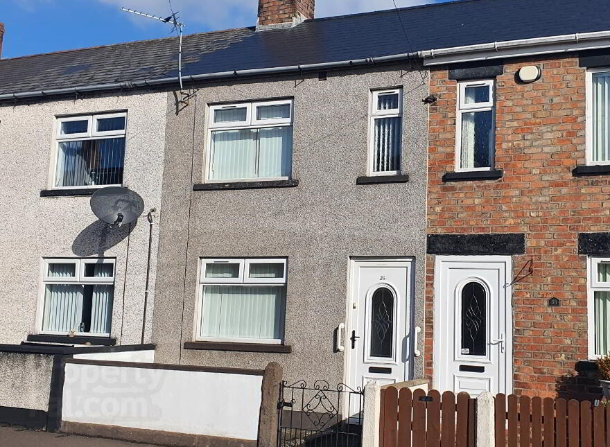 35 Thomas Street, Carrickfergus, BT38 8AL photo