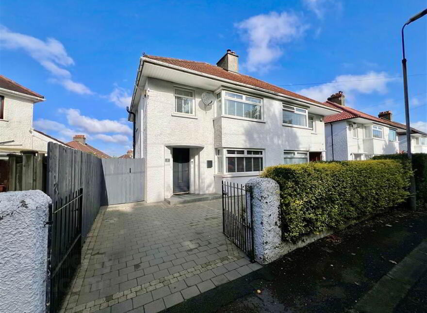 2 Rochester Road, Cregagh, Belfast, BT6 9LH photo