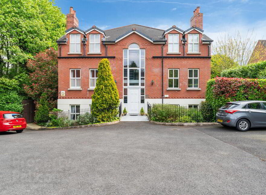 13 Kensington Crescent, Belfast, BT5 6BL photo