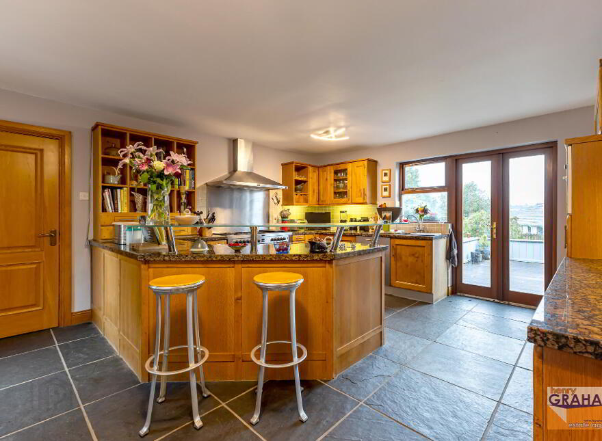 2 Oak Hill, Ravernet Road, Lisburn, BT27 5UE