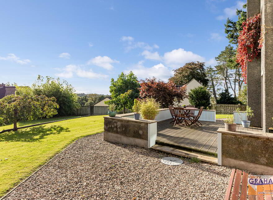 2 Oak Hill, Ravernet Road, Lisburn, BT27 5UE