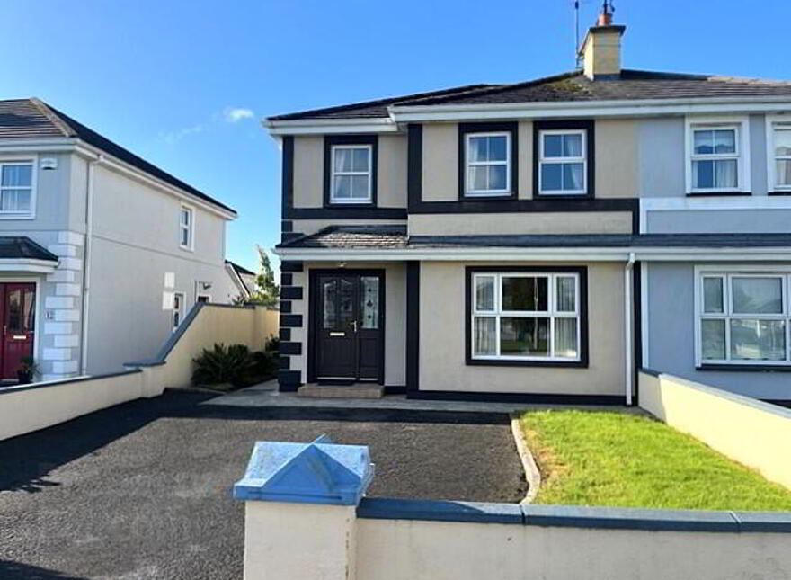 13 Elmwood, Claremorris photo