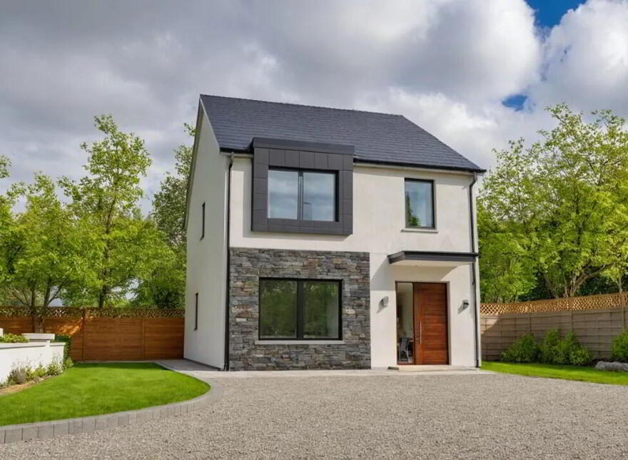 Amalfi Court, Lisnennan, Letterkenny photo