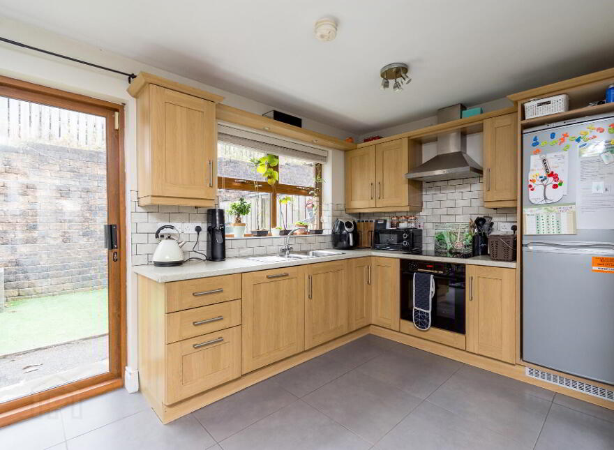 20 Laurelwood, Lower Ballinderry, Lisburn, BT28 2GQ
