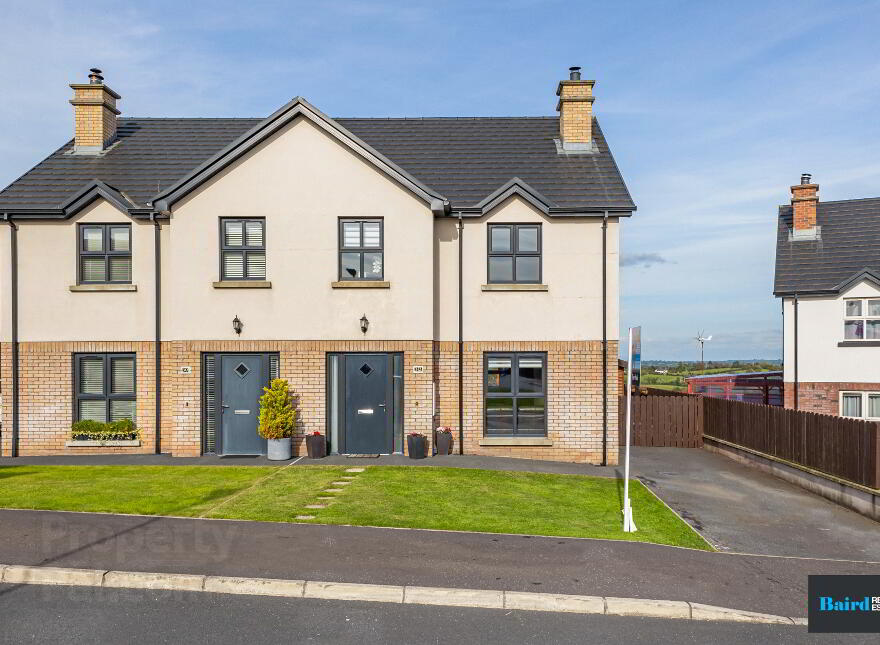 32 Lambfield Heights, Dungannon, BT71 6GH photo