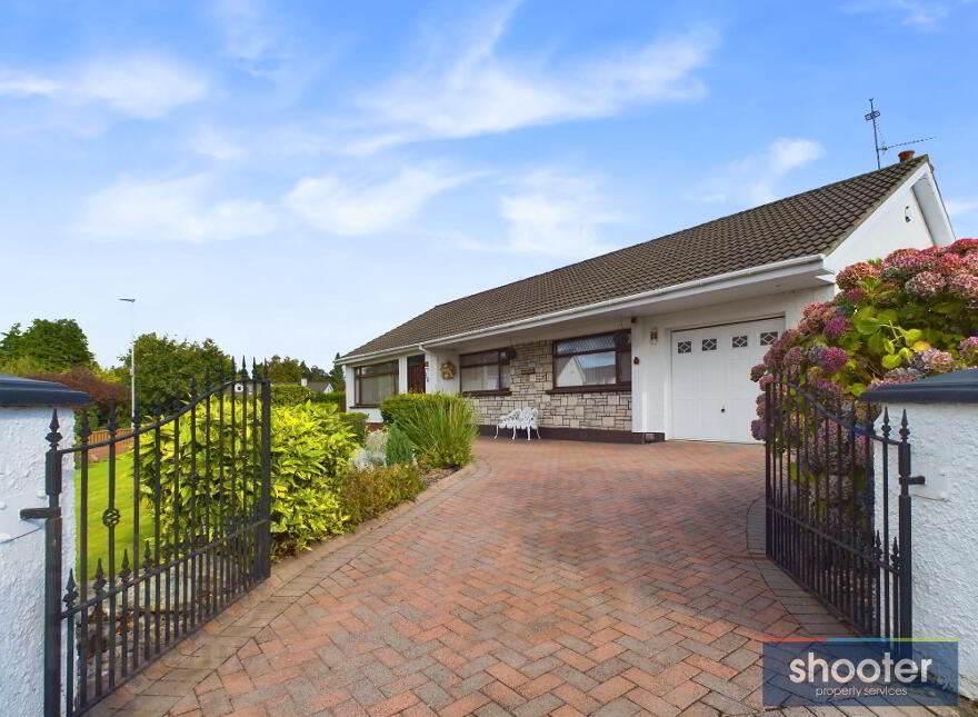 34 Chestnut Grove, Newry, BT34 1JT photo