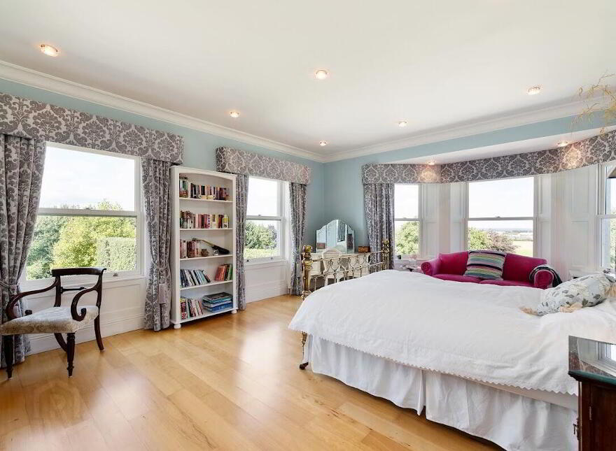 Skylark, Newcastle, Dublin, D22K2E2