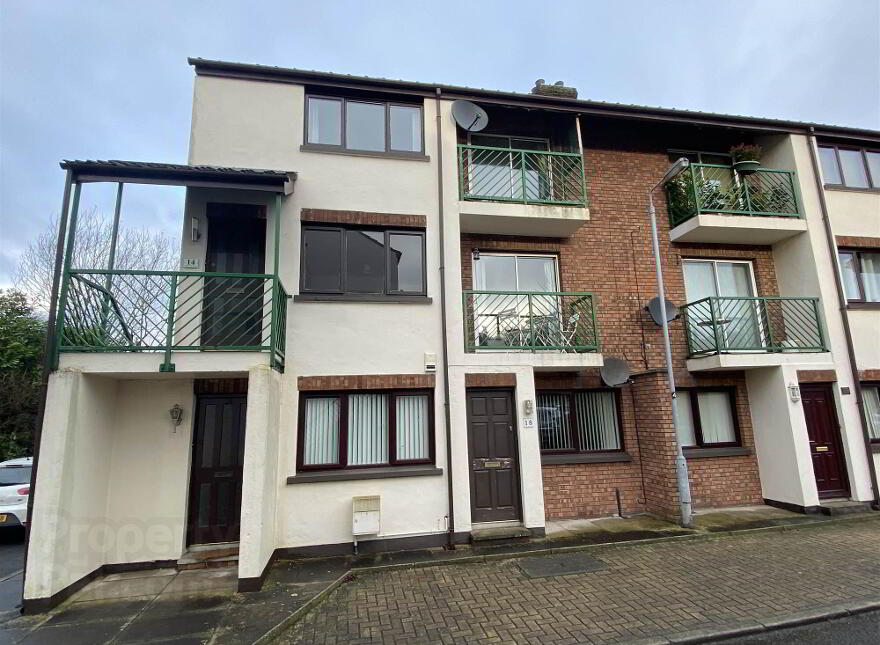 16 Upper Malone Park, Belfast, BT9 6PP photo