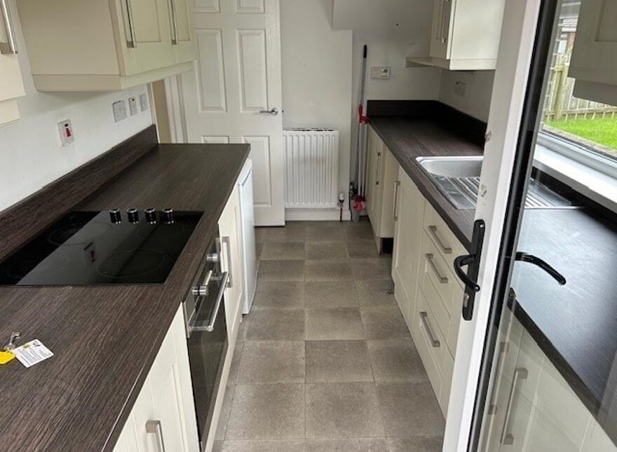 3 Glennor Crescent East, Hillsborough Road, Carryduff, BT8 8HW