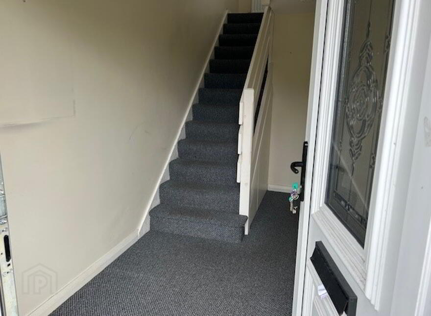 3 Glennor Crescent East, Hillsborough Road, Carryduff, BT8 8HW