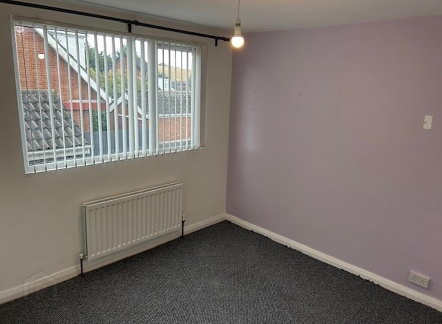 3 Glennor Crescent East, Hillsborough Road, Carryduff, BT8 8HW