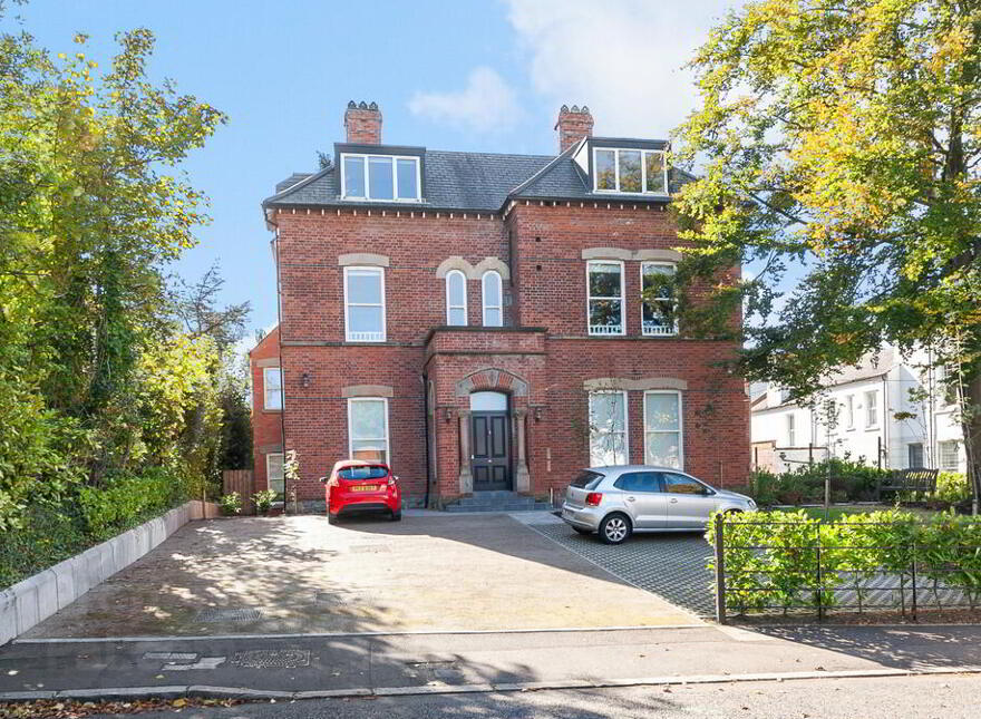 Flat 3 Furnisher House, 19 Windsor Avenue, Belfast, BT9 6EE photo