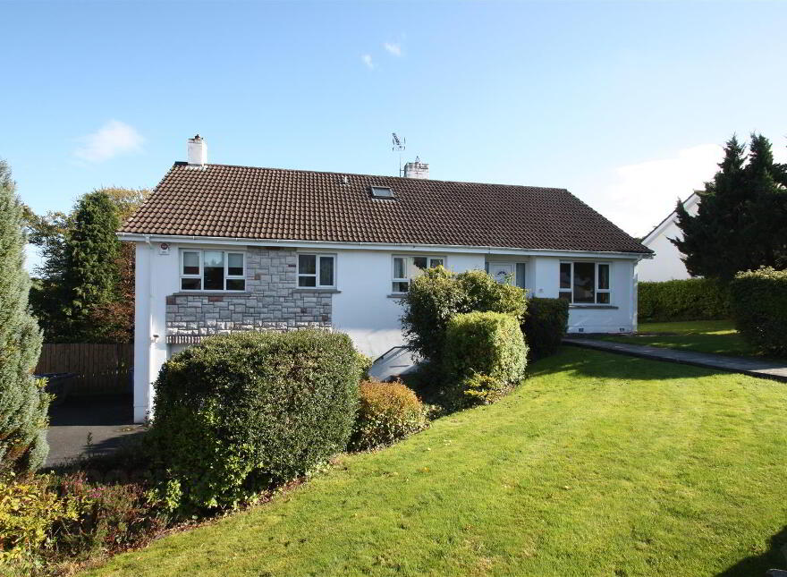 16 Tullybeg Fort, Ballynahinch, BT24 8LW photo