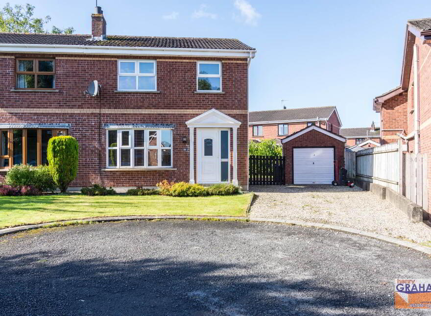 25 Highgrove, Lisburn, BT27 5AX