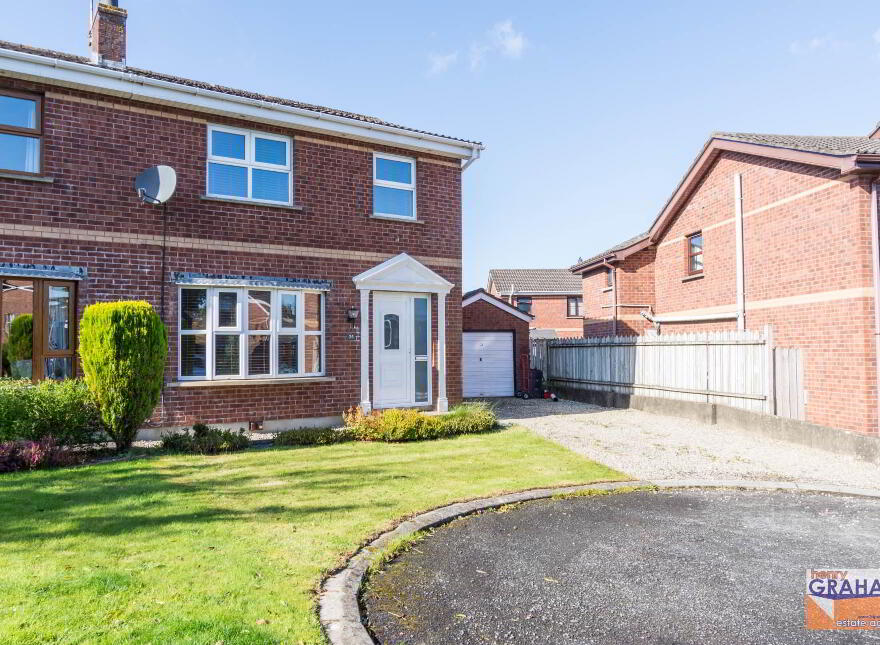 25 Highgrove, Lisburn, BT27 5AX