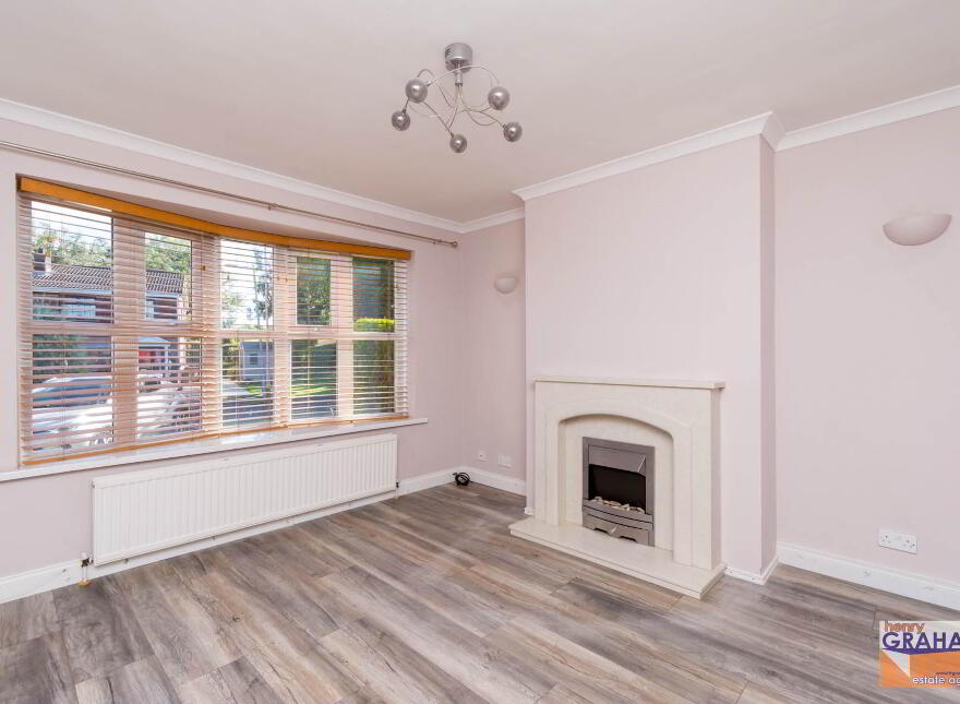 25 Highgrove, Lisburn, BT27 5AX