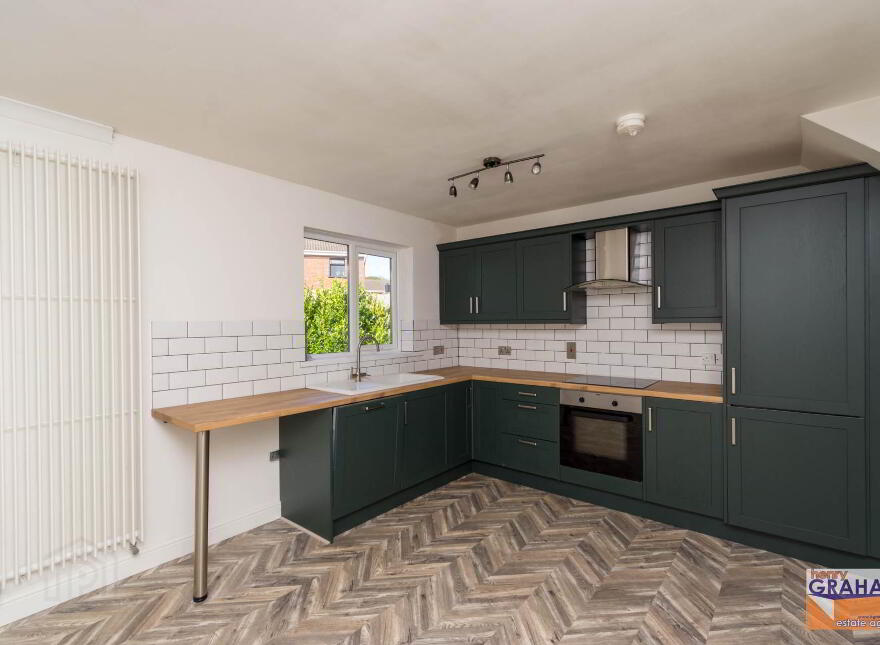 25 Highgrove, Lisburn, BT27 5AX
