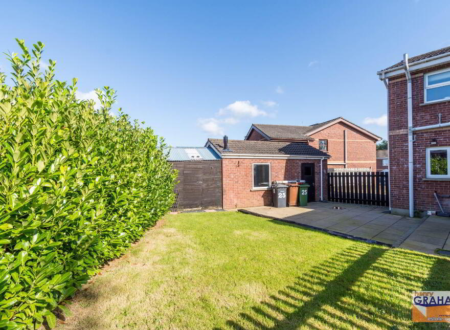 25 Highgrove, Lisburn, BT27 5AX