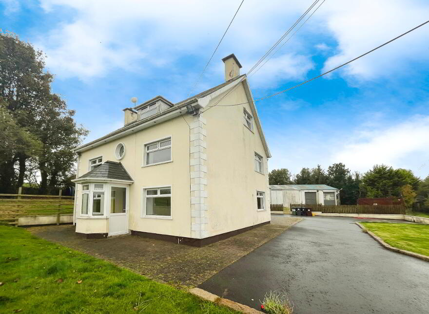 30 Bresagh Road, Lisburn, BT27 6TU photo