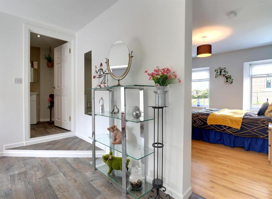 Guest House/ B&b, 2 Ferry Street, Portaferry, Newtownards, BT22 1PB
