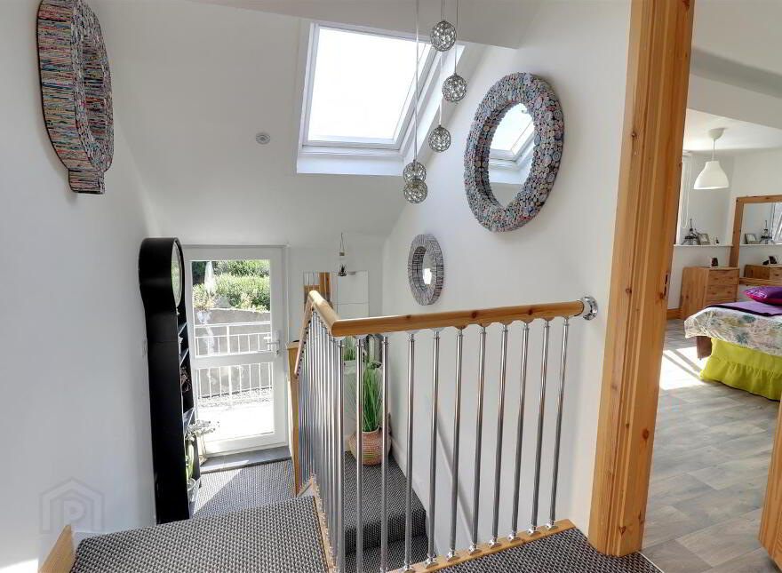Guest House/ B&b, 2 Ferry Street, Portaferry, Newtownards, BT22 1PB