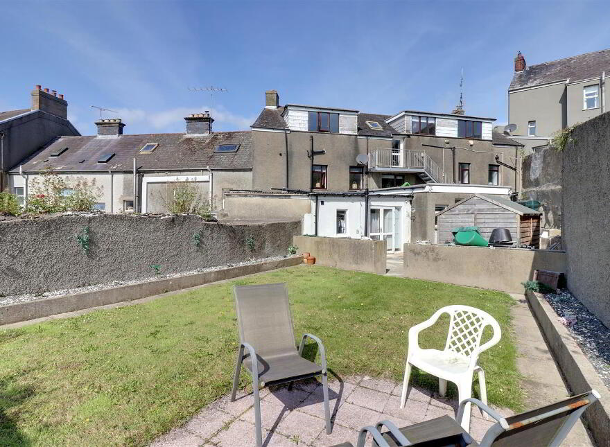 Guest House/ B&b, 2 Ferry Street, Portaferry, Newtownards, BT22 1PB