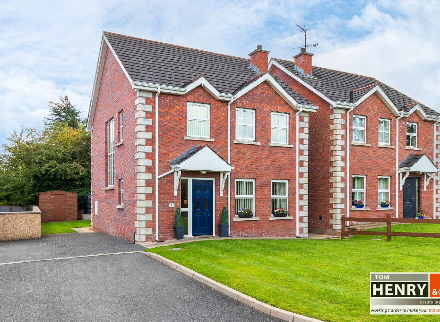 4 Loughview Heights, Granville Road, Dungannon, BT70 1UN photo