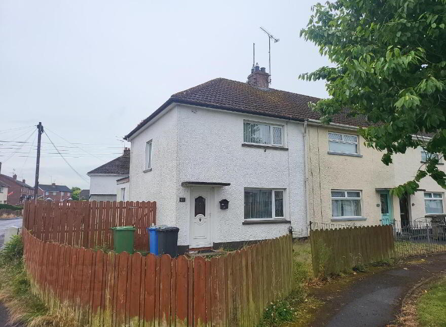 65 Gilpin Park, Dollingstown, Craigavon, BT66 7LA photo