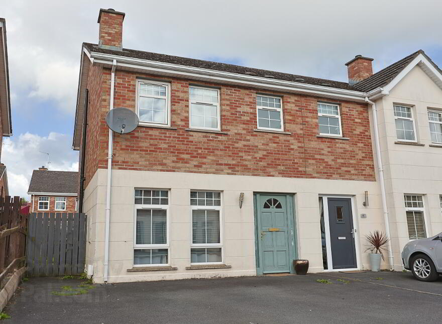 42 Birchdale Manor, Lurgan, Craigavon, BT66 7SY photo