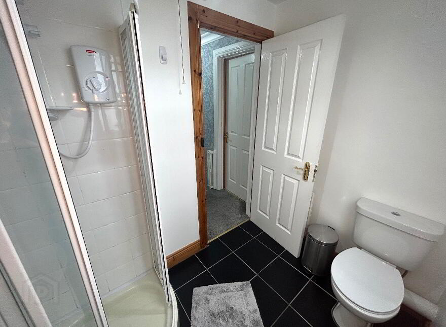 18 Summer Meadows Manor, Waterside, Derry, BT47 6SE