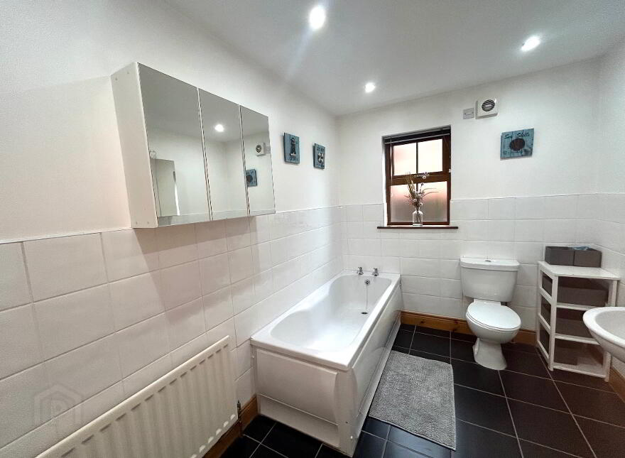 18 Summer Meadows Manor, Waterside, Derry, BT47 6SE