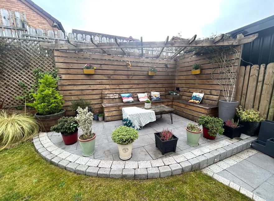 18 Summer Meadows Manor, Waterside, Derry, BT47 6SE