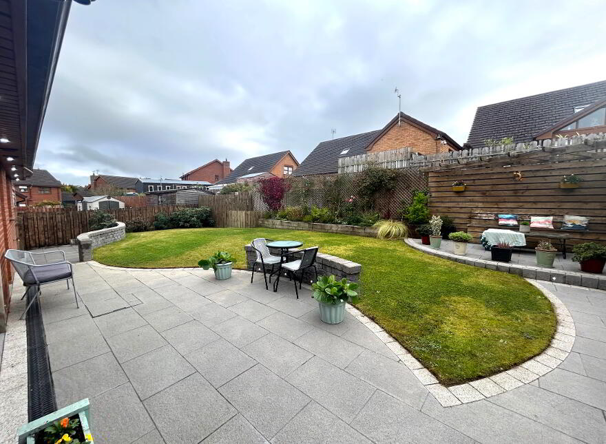 18 Summer Meadows Manor, Waterside, Derry, BT47 6SE