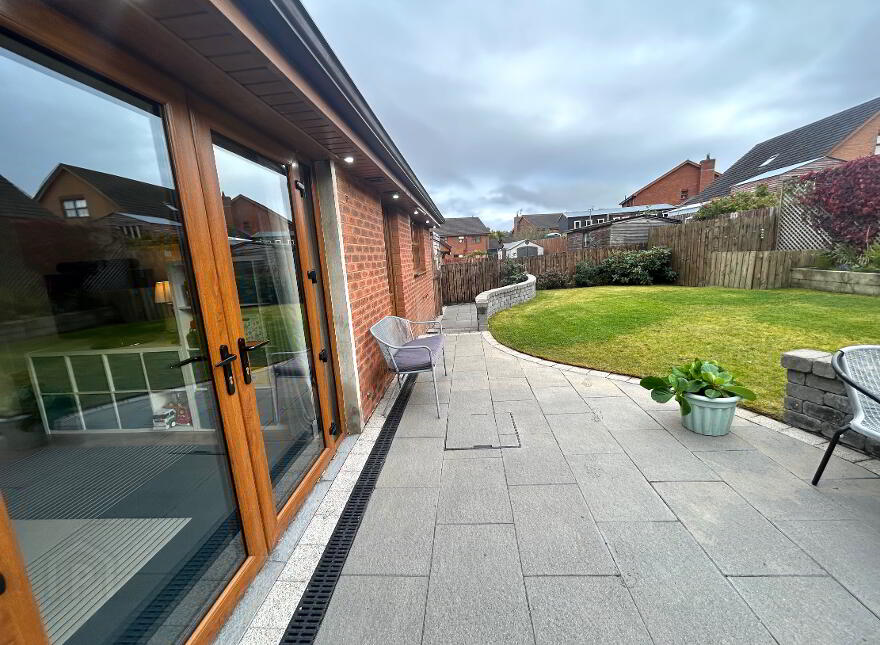 18 Summer Meadows Manor, Waterside, Derry, BT47 6SE