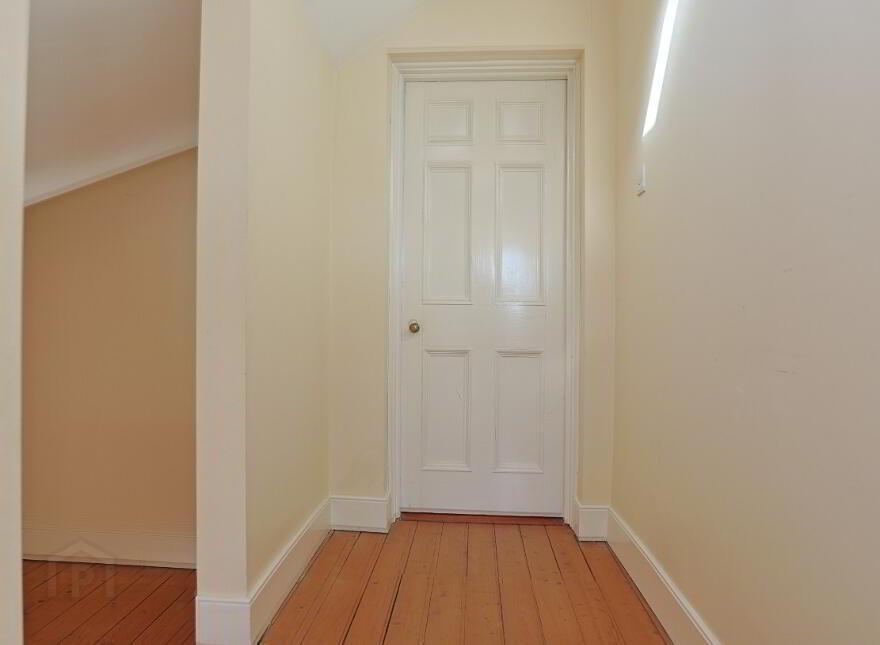 50 Castle Street, Armagh, Craigavon, BT61 7EF