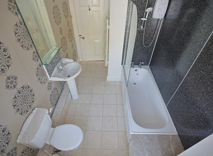 50 Castle Street, Armagh, Craigavon, BT61 7EF