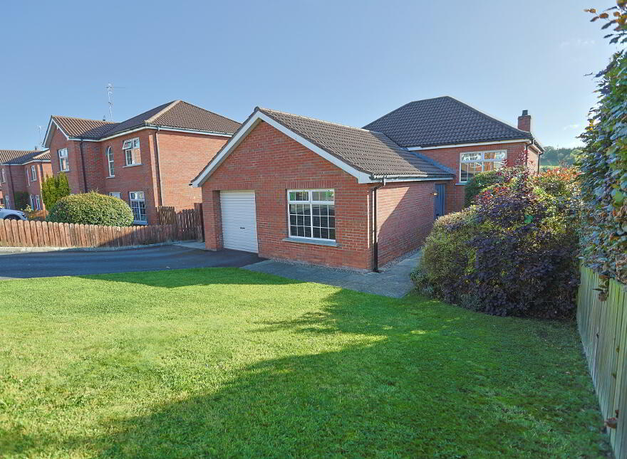 90 Richmond Drive, Tandragee, Craigavon, BT62 2JJ photo