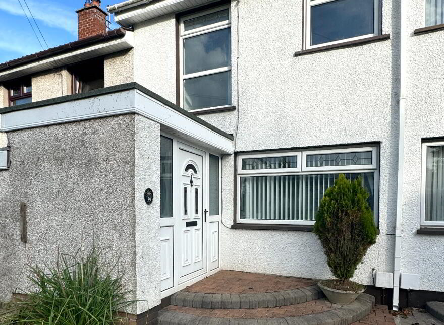 39 Meadowside, Antrim, BT41 4HD photo