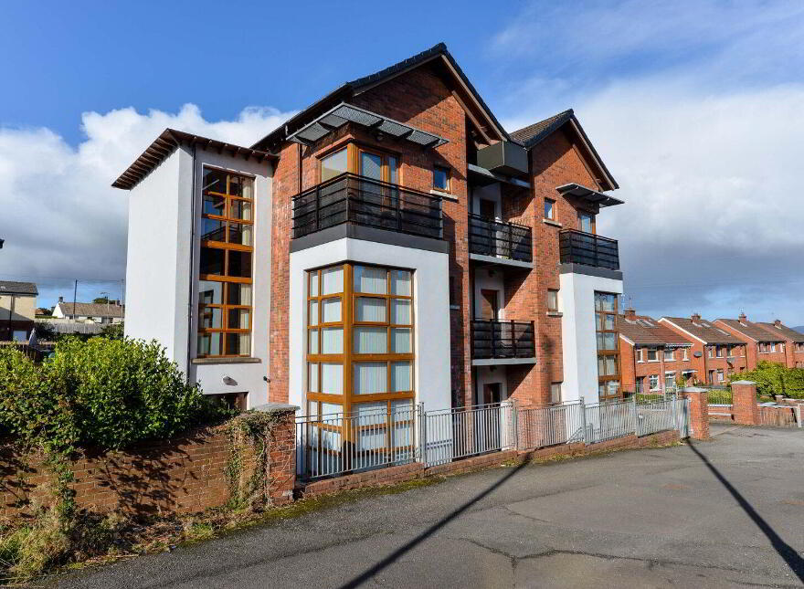 Apartment 5 67 Ballygowan Road, Belfast, BT5 7LJ photo