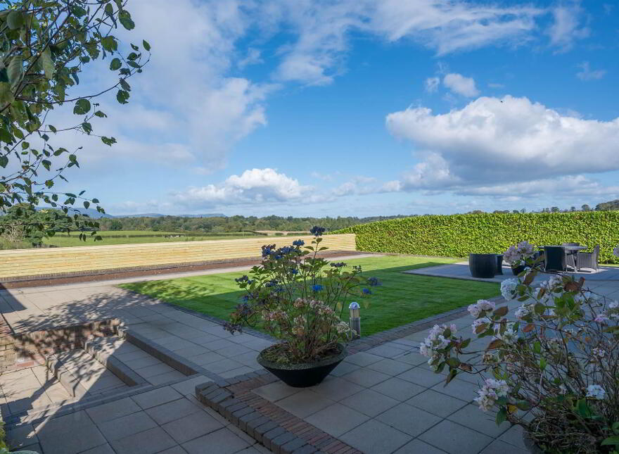 1 Drumvale, Drumbeg Road, Lisburn, BT27 5TA