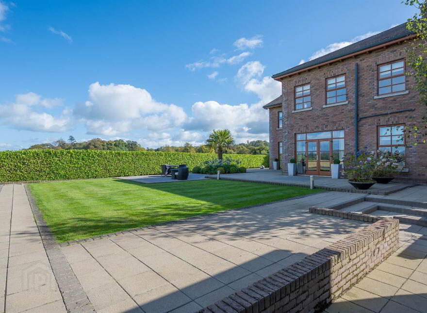 1 Drumvale, Drumbeg Road, Lisburn, BT27 5TA