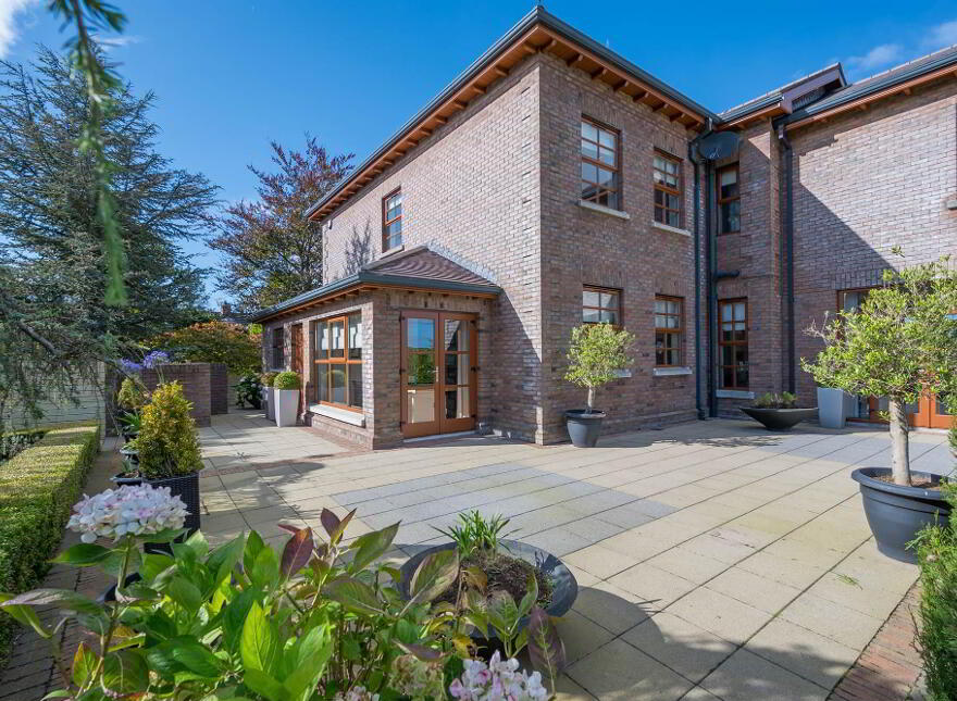 1 Drumvale, Drumbeg Road, Lisburn, BT27 5TA