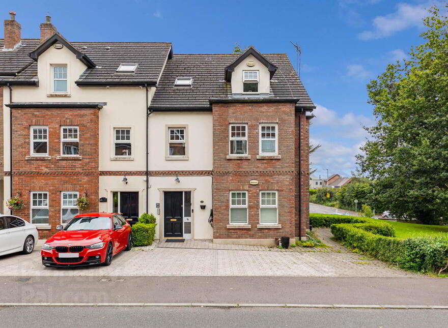 26 Linen Mews, Lisburn, BT28 3WU photo