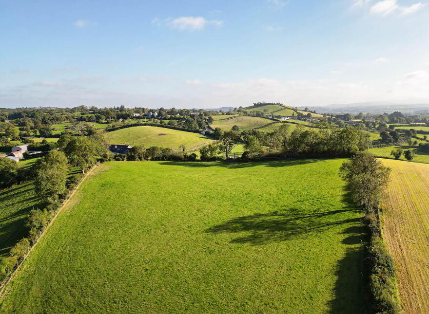 Site @, 17A Hillside Road, Ballynahinch, BT24 8UL