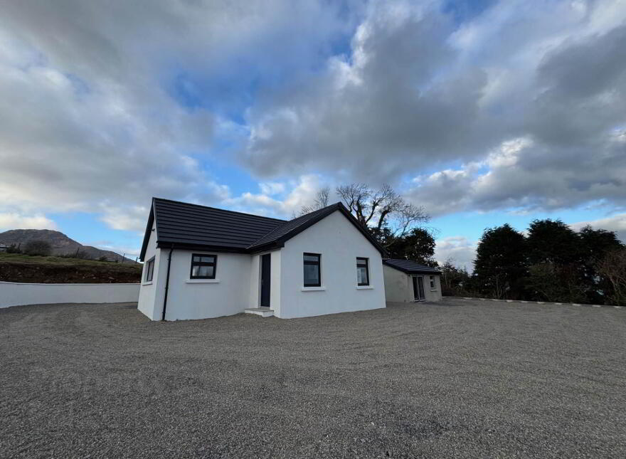 Rose Cottage, South Commons, Carlingford, A91DH92 photo