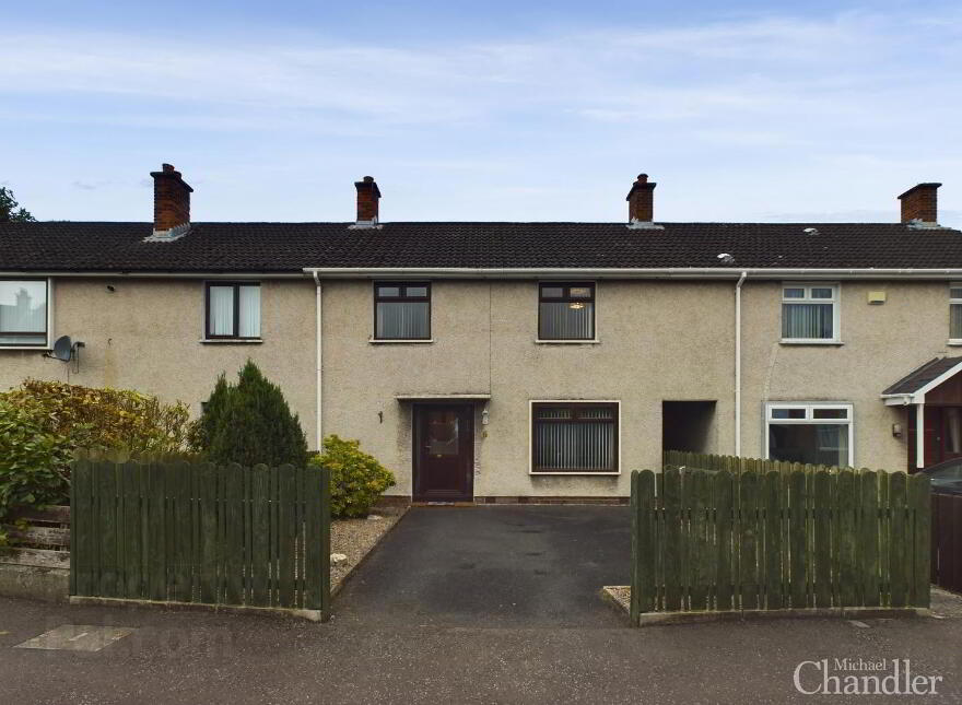 6 Belvoir Crescent, Belfast, BT8 7EJ photo