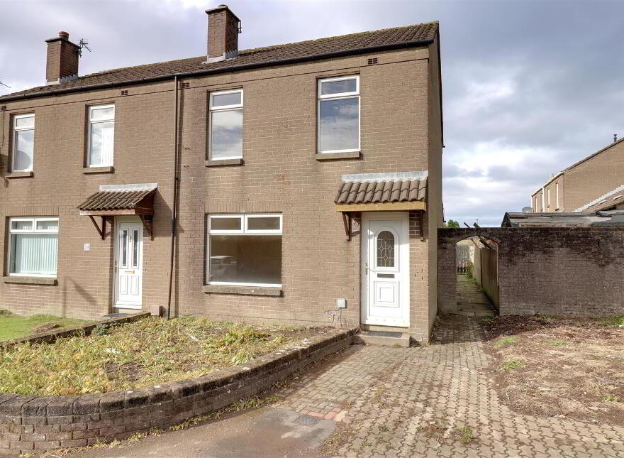 40 Abbot Gardens, Newtownards, BT23 8UL photo