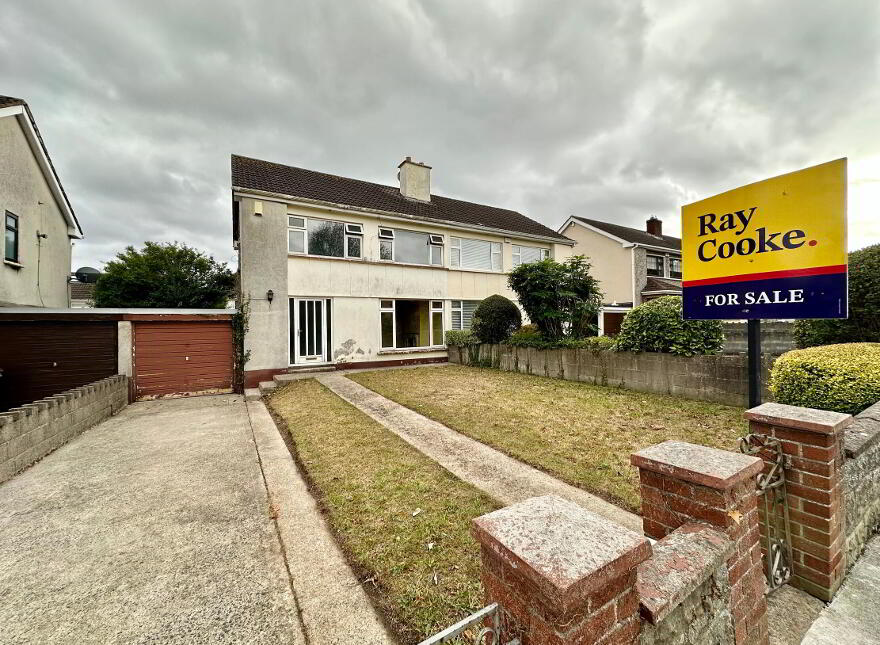 105 The Coppice, Woodfarm Acres, Palmerstown, Dublin, D20A263 photo