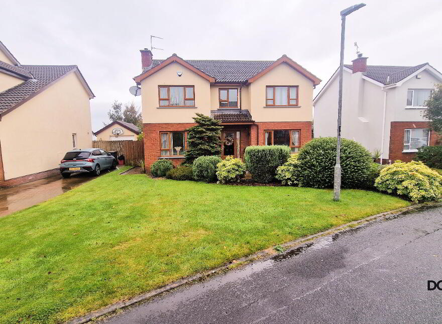 29 Tudor Drive, Carrickfergus, BT38 9TT photo