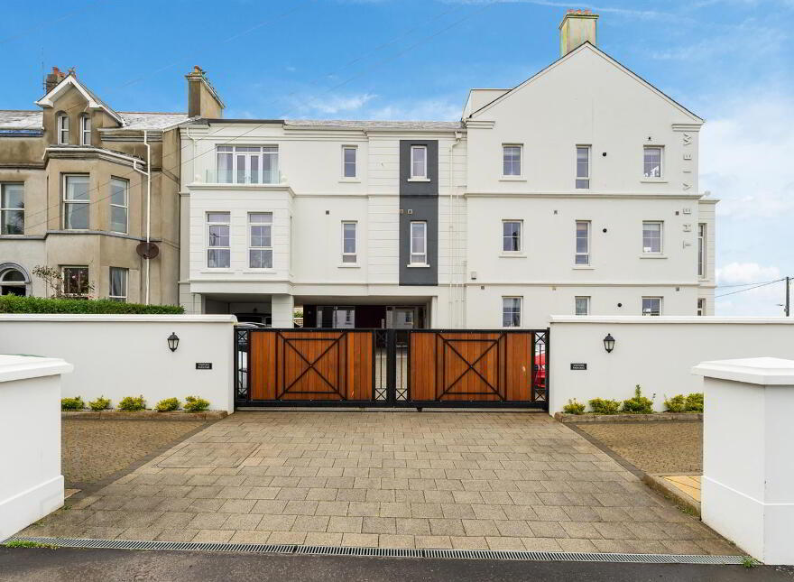 Apt 5 The View, 18 Warren Road, Donaghadee, BT21 0DT
